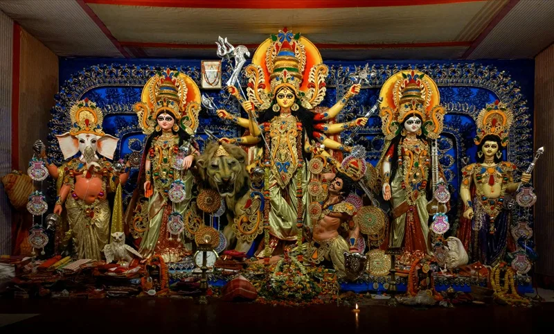 dao hindu tho ai nguon goc va he thong than linh an do giao