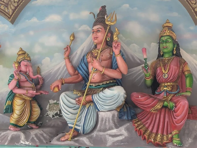 dao hindu tho ai nguon goc va he thong than linh an do giao