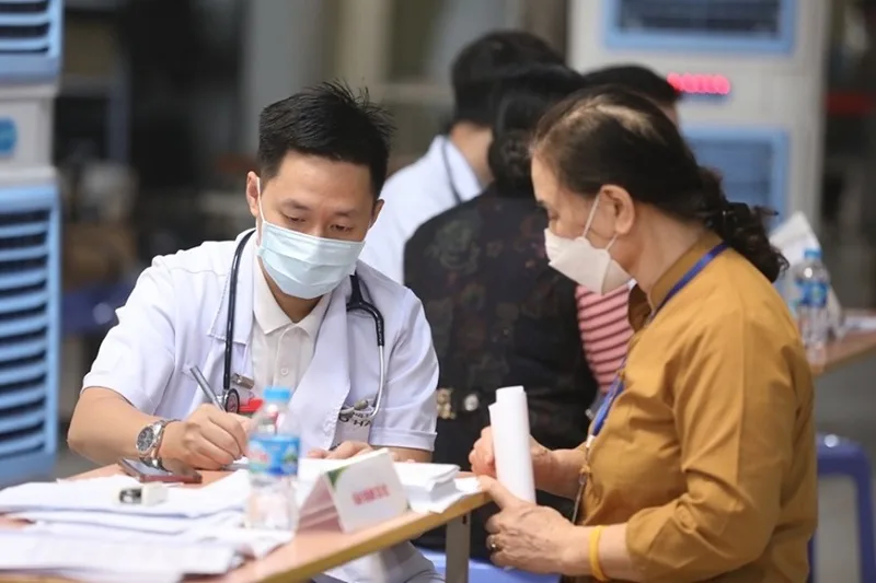 mua bao hiem y te o dau huong dan chi tiet tu a z cho moi doi tuong
