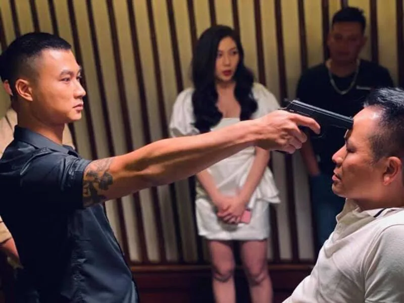 Diễn viên Duy Hưng